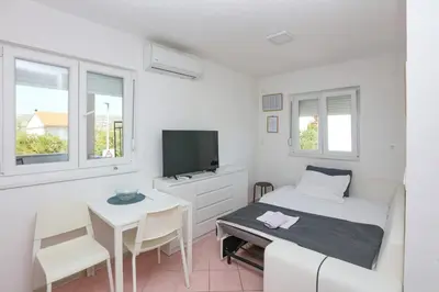 TV i/ili zabavni centar u objektu Apartments with parking space Rogoznica - 24468