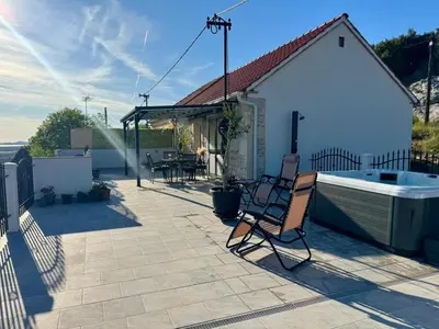 Zgrada u kojoj se nalazi apartman