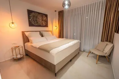 Krevet ili kreveti u jedinici u objektu Moderne Villa in Brodarica mit Meerblick & Pool - bei Šibenik