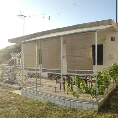 Holiday house with a parking space Grebastica