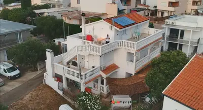 Zgrada u kojoj se nalazi apartman