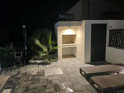 Popločani dio dvorišta ili vanjski dio objekta Villa Ocean View1,Vollausstattung,Pool,Meerblick,Top-Lage