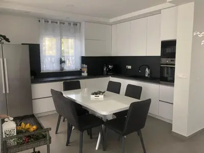 Kuhinja ili čajna kuhinja u objektu Villa Ocean View1,Vollausstattung,Pool,Meerblick,Top-Lage