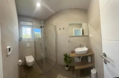 Kupaonica u objektu Villa Ocean View2,Vollausstattung,Pool,Meerblick,Top-Lage