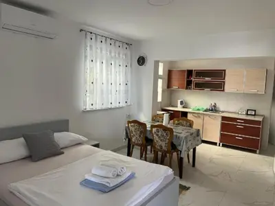 Tlocrt objekta Apartmani Sajska