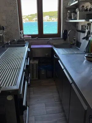 Kuhinja ili čajna kuhinja u objektu APARTMENTS Suzy