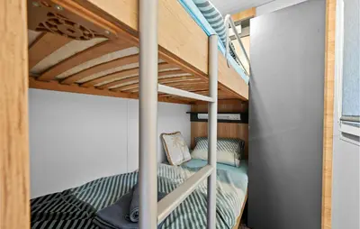 Krevet ili kreveti u jedinici u objektu Awesome Home In Pirovac With Swimming Pool