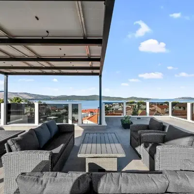 Gorgeous Apartment In Zaboric-Brodarica With Wifi