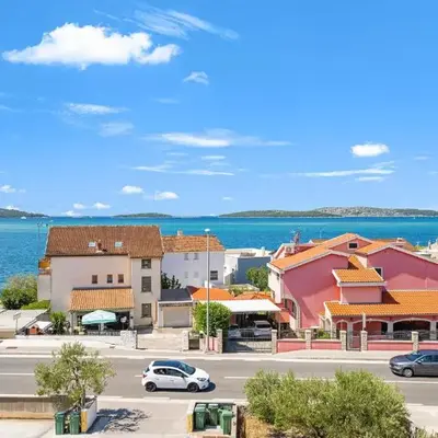 Stunning Apartment In Brodarica