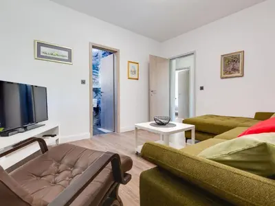TV i/ili zabavni centar u objektu House Macut Vodice