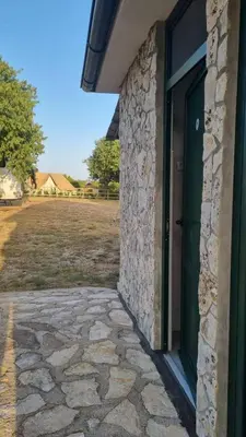 Zgrada u kojoj se nalazi kamp
