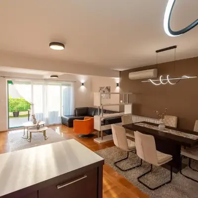 Apartment Nina