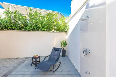 Balkon ili terasa u objektu House Mirrors