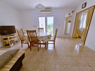 TV i/ili zabavni centar u objektu Apartments by the sea Zaboric, Sibenik - 6097