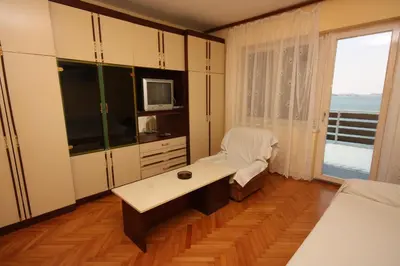 Krevet ili kreveti u jedinici u objektu Apartments by the sea Tisno, Murter - 6106