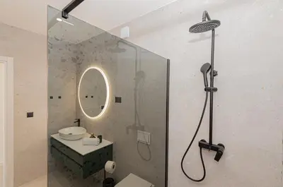 Kupaonica u objektu Villa PI25