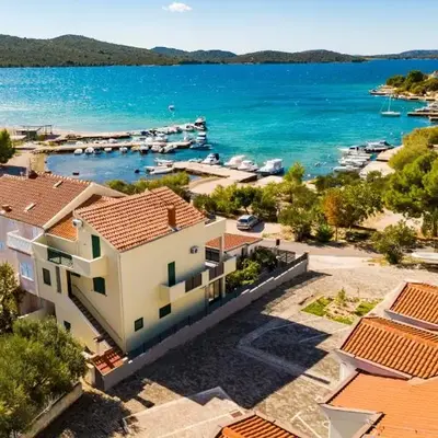 Apartments by the sea Zaboric - Sibenik - 958