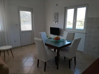 TV i/ili zabavni centar u objektu Apartments by the sea Razanj, Rogoznica - 2970