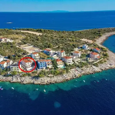 Apartments by the sea Razanj