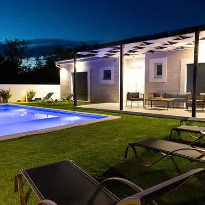Holiday Home Nena I Pet-friendly retreat with private pool