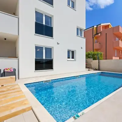 Beautiful Apartment In Razanj - Csv366