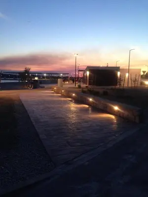 Pogled na izlazak ili zalazak sunca iz apartmana