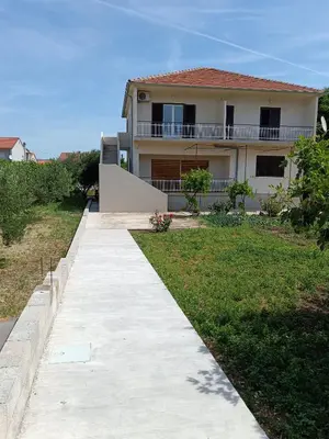 Zgrada u kojoj se nalazi apartman