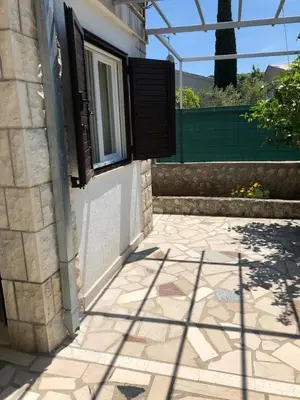 Zgrada u kojoj se nalazi apartman