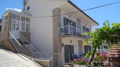 Zgrada u kojoj se nalazi apartman