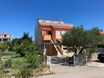 Zgrada u kojoj se nalazi apartman
