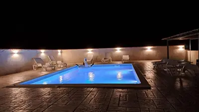 Bazen u objektu House Villa Zvonko Near NP Krka ili u blizini