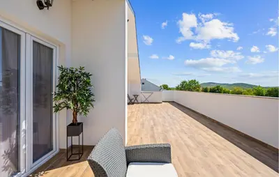 Balkon ili terasa u objektu Cozy Apartment In Dragisici With Wifi