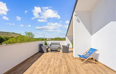 Balkon ili terasa u objektu Cozy Apartment In Dragisici With Wifi