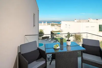Balkon ili terasa u objektu Hillside Apartment Murter Panorama View