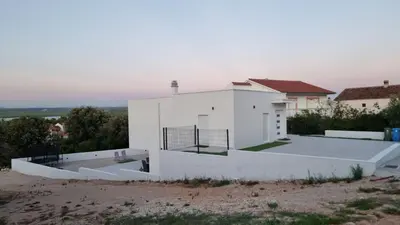 Zgrada u kojoj se nalazi vila