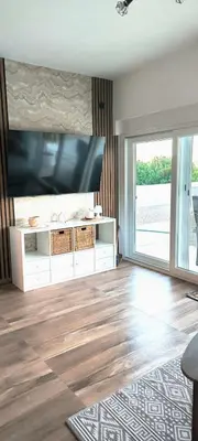 TV i/ili zabavni centar u objektu Villa Raslina View