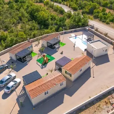 Auto-kamp Dvije suze 4
