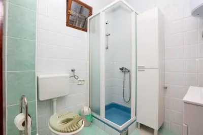 Kupaonica u objektu Apartments by the sea Rogoznica - 24889