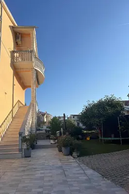 Zgrada u kojoj se nalazi apartman