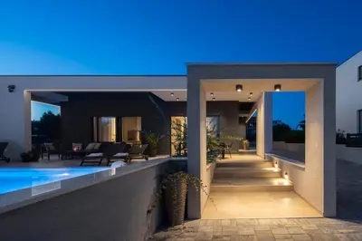 Bazen u objektu Villa M Luxury ili u blizini