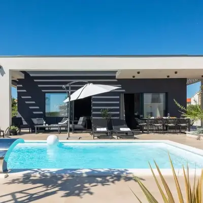 Villa M Luxury