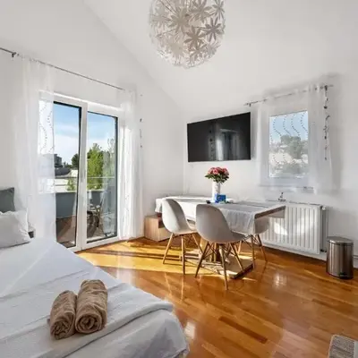 1 Bedroom Cozy Apartment In Sibenik