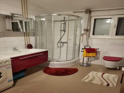Kupaonica u objektu Villa Analena - Two Bedroom Apartment 3