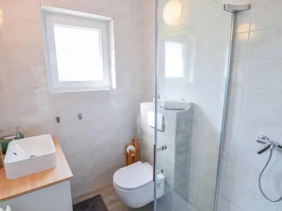 Kupaonica u objektu Apartment Villa Troskot - Villa with pool