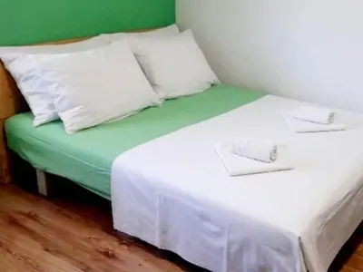 Krevet ili kreveti u jedinici u objektu Apartments Mateo - One Bedroom Apartment - Green