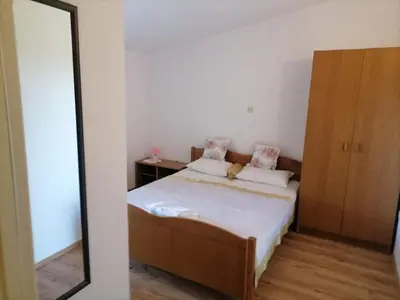 Krevet ili kreveti u jedinici u objektu Apartments Libertas - Two Bedroom Apartment with with Terrace and Sea View 7