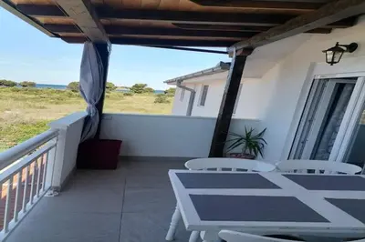 Balkon ili terasa u objektu Apartments Libertas - One Bedroom Apartment with Terrace and Sea View- 3a