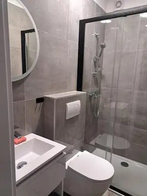 Kupaonica u objektu Eis