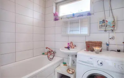 Kupaonica u objektu Holiday Home Murter With Sea View 01