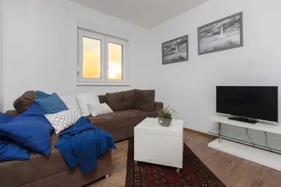 TV i/ili zabavni centar u objektu Apartments Gornje Starine